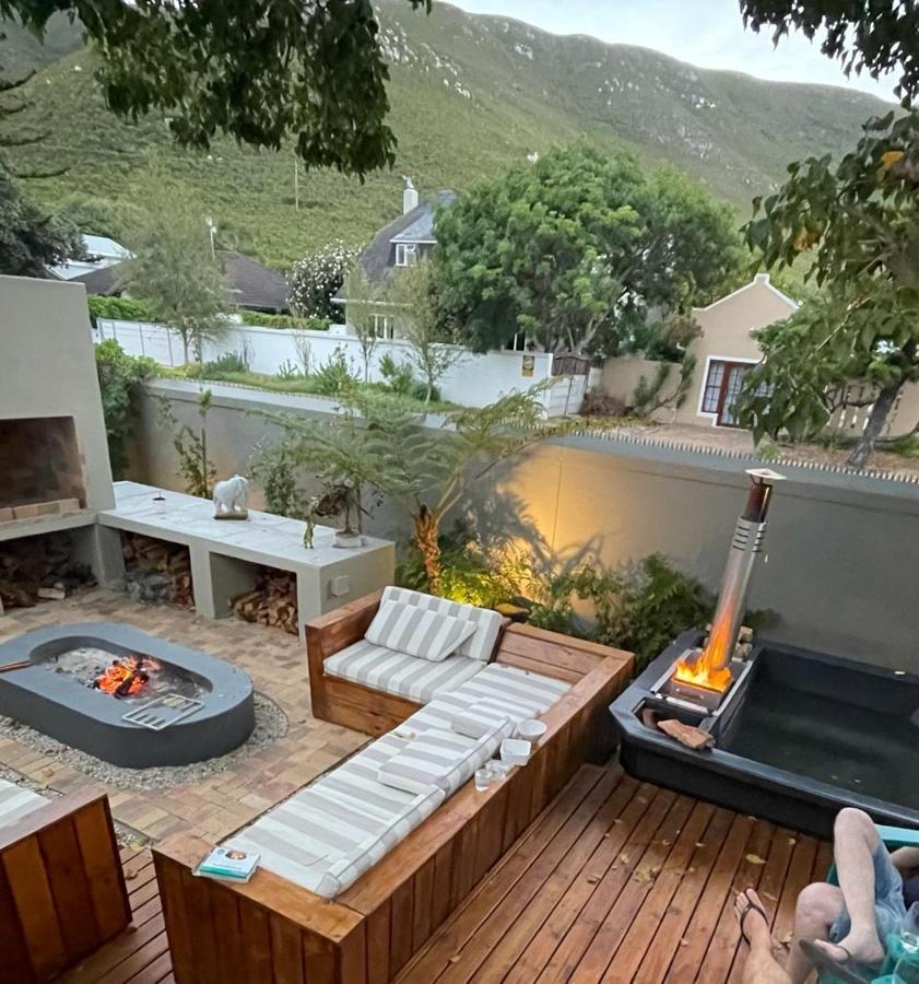 Вилла Seven On Flora- Hot Tub, Modern With Amazing Outside Area Херманус Экстерьер фото